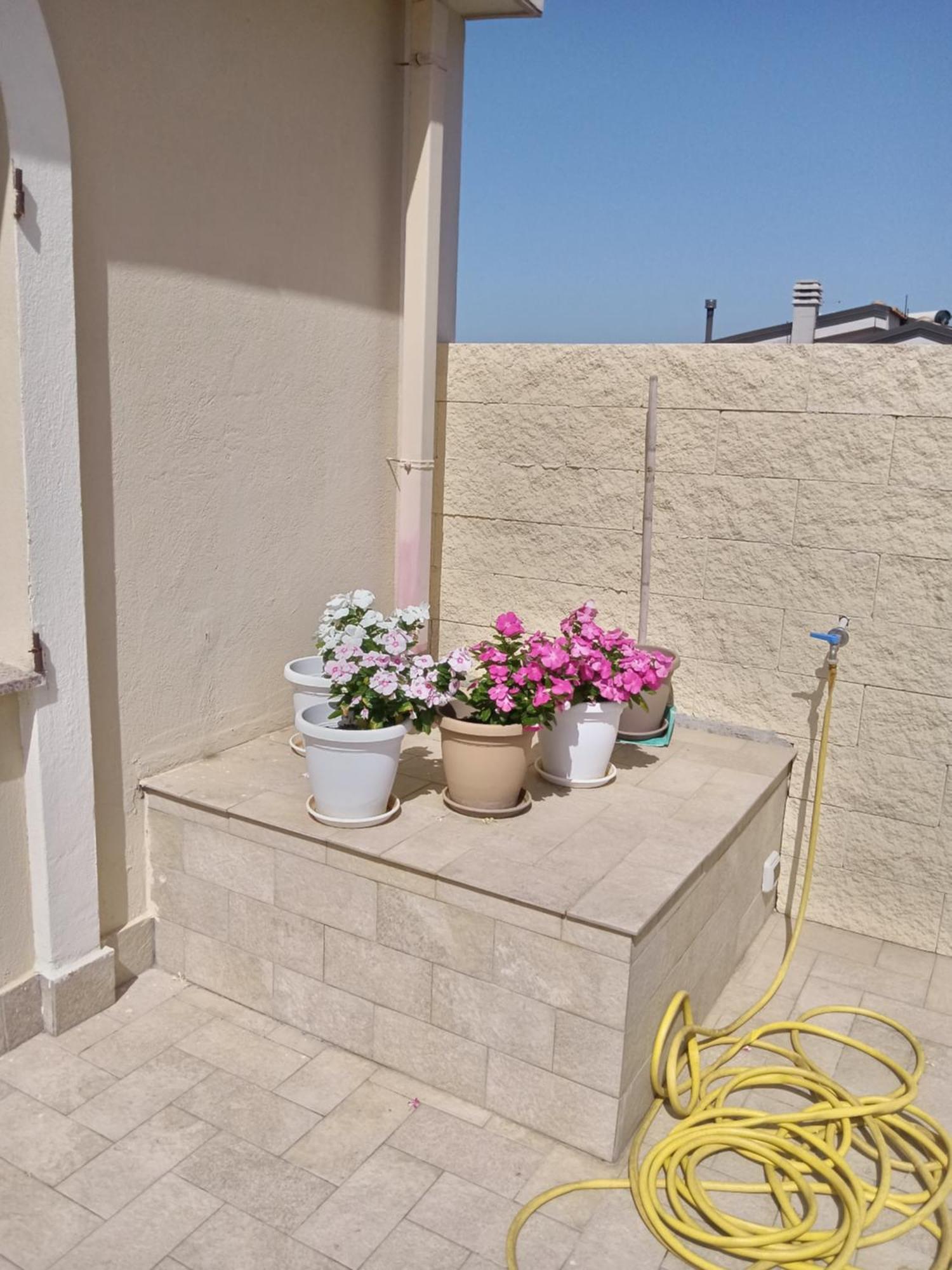 Luminoso Appartamento Con Terrazza......C.U......Q2483 Sinnai Bagian luar foto